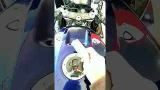 🤣 #gasolina #gasolinera #gasstation #suzuki #gsxr #petroleum #harrypotter #funny