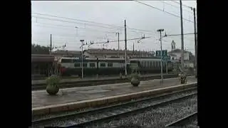 Treni anni 90 - Locomotive E652 e E656, treno merci in partenza da Brescia