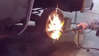 1966 Ford Galaxie 500 convertible restoration part 61, removing brakes, cleaning undercarriage