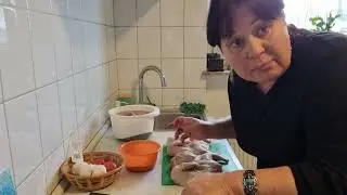Я говорю и делаю так как я хочу/ запросы в вселённую/много готовлю. 