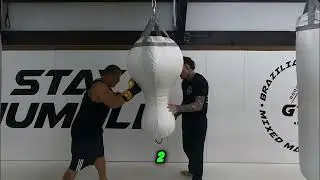 Boxing Combinations: Heavy Hands & Fast Feet #shorts