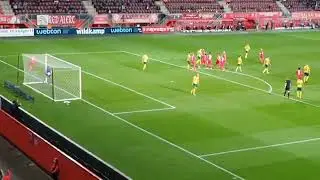 Danilo scoort de 2-0 tegen Fortuna Sittard