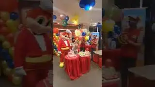 kate 1st birthday🎂🎂🎂  #jollibeemascot #jollibee #1stbirthday