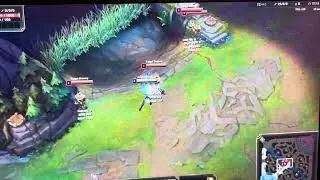 Riven Ult BUG - Splits apart!