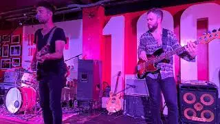 Rainbreakers - Live at The 100 Club.