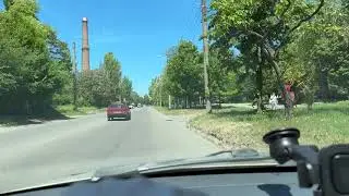 Гуляют по бабурке на лошадях