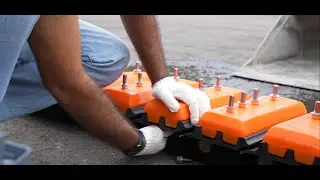 Trackpads:chain vs bolt on system