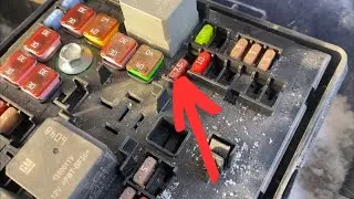 Driver/Passenger Outside Rearview Mirror Glass Heater Fuse 7.5A Location Chevrolet Malibu 2013-2016