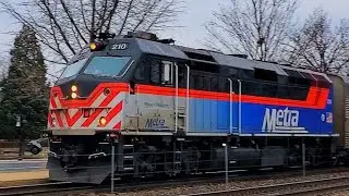 Mid Day Non Rush Railfanning Brookfield BNSF Racetrack 12/26/2025