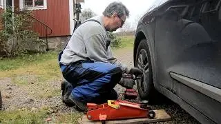 Jeg sparer mange penge. I forhold til hvor lang tid det tager giver hjulskift nok den bedste timeløn