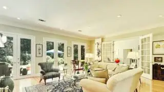 Amazing home in Lakes of Greenleaves! 8094 Winners Circle