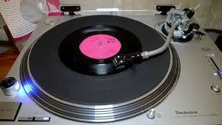 Sandie Shaw | (There's) Always Something There to Remind Me | Pye | 1964