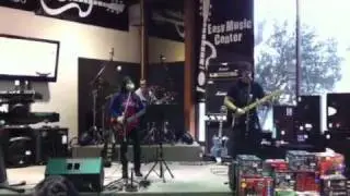 Open Mic Jam w/ Rose Delacruz