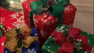 Lighted Gift Boxes Set Christmas Decorations
