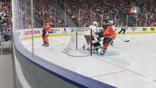NHL&reg; 18 Poke check to force own goal and a second goal on lucky bounce