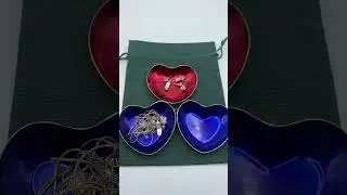 Set of Three Heart Shaped Bowls #serveware #heart #vintage #tableware #lovegiftidea #bowl