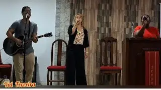 QUEM É ESSE? (Val Ferreira)