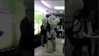 Robot rocking African music