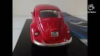 Variant 1.  Maisto,1/24 scale,Volkswagen Beetle,1600 Notchback Coupe and 1600 Squareback.