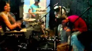 frinstream - Hot Dog (Limp Bizkit cover)