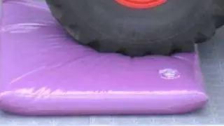 Le matelas &agrave; eau Confort 4D est mis &agrave; rude &eacute;preuve !