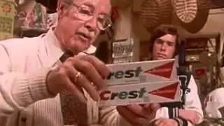 VINTAGE CREST TOOTHPASTE COMMERCIAL WITH CHARACTER ACTOR ARTHUR O'CONNELL