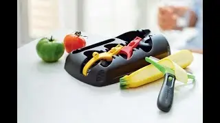 Tupperware Click Series Peeler Set