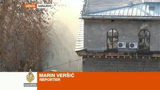 Protesti u BiH: Zapaljen ulaz zgrade Vlade Kantona Sarajevo