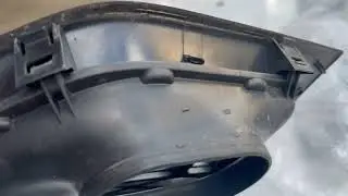 How to change 2013 Range Rover Sport fender Vents. No tools needed