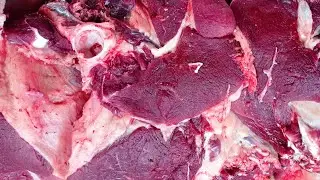 Yung beef meat cutting skills by powerfully butcher।। Same beef cutting ।। Beef brisket ।।