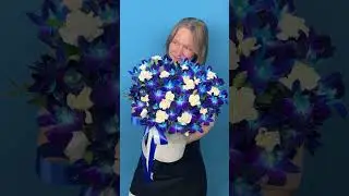 Цветы в коробке Орхидея Космос и диантусы  Композиция 776. Leora Flowers дом цветочной моды