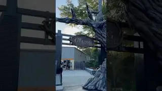 The Conjuring Universe during Fright Fest at Six Flags Over Georgia was 🔥! #sixflags #frightfest