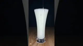 Chia Seeds Milkshake &ndash; Thick, Creamy & Just for You! 🥛💛 #shorts #asmr #milkshake