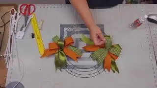 Learn How to Make Two Simple Bows - No Bow Maker Needed in this DIY Bow Making 101 Tutorial with Kat
