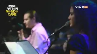 Mike Patton (Mondo Cane) Lontano Lontano @ Teatro Caupolicán 21/09/11 HD