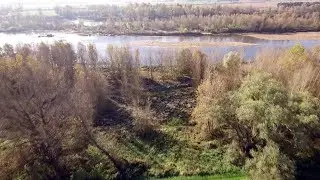 Mardi&eacute;val defends magnificient Loire (English subtitles)