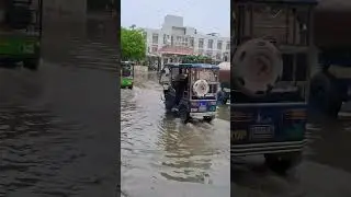 barish in govardhan #radheradhe #vrindavan #braj #shorts