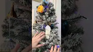 Была у подруги и она мне показала свою елочку. Это напомнило мне детство.