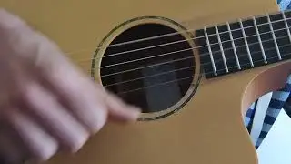 Mississippi blues / Fingerstyle / shuffle guitar lick in the Key of E ( accompaniment and melody )