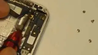 Замена шлейфа кнопки включения iPhone 5. Replacement loop power button of the iPhone 5.