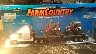 1996 Ertl Farm Country AGCO Hauling Set Massey-Ferguson 3140 & Freightliner 120