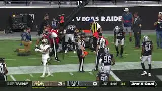 [TERRIBLE ACCIDENT NFL] Jonathan Abrams Knocked out by sideline tractor | MNF Raiders vs Saints