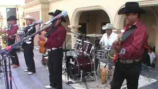 CONJUNTO LINARES DE ADAN MORENO EN FESTEJO A RADIO NL Huapango
