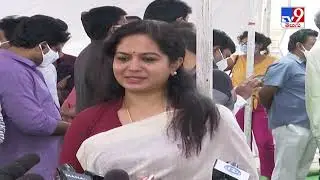 Singer Sunitha emotional words about Sirivennela - TV9