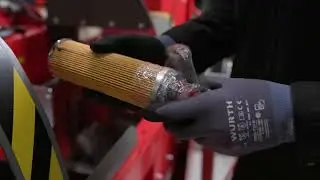 How to change the hydraulic oil filter