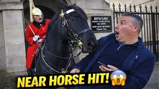 😲Man ENDANGERS Himself & Enters Box! Nearly HITS Horse | Horse Guards London King’s Guard