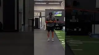 Great exercise to help you load better in your backswing #golf #golffitness #improveyourgolf