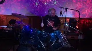 Never In My Life/Mississippi Queen/Theme For An Imaginary Western - Back To The Fillmore