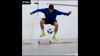 SIETE FORMAS CREATIVAS DE LEVANTAR EL BAL&Oacute;N POR EL BICAMPE&Oacute;N MUNDIAL DE FREESTYLE