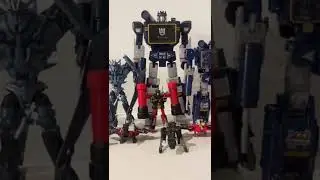 Transformers: Soundwave Action-Figure Collection (Masterpiece, G1, Generations) -Shorts